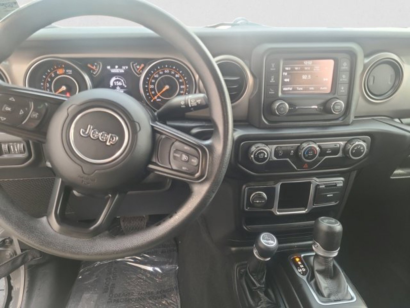 Used 2021 Jeep Wrangler Sport image 12