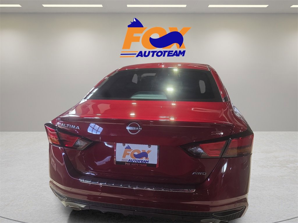 Used 2023 Nissan Altima 2.5 SR image 3