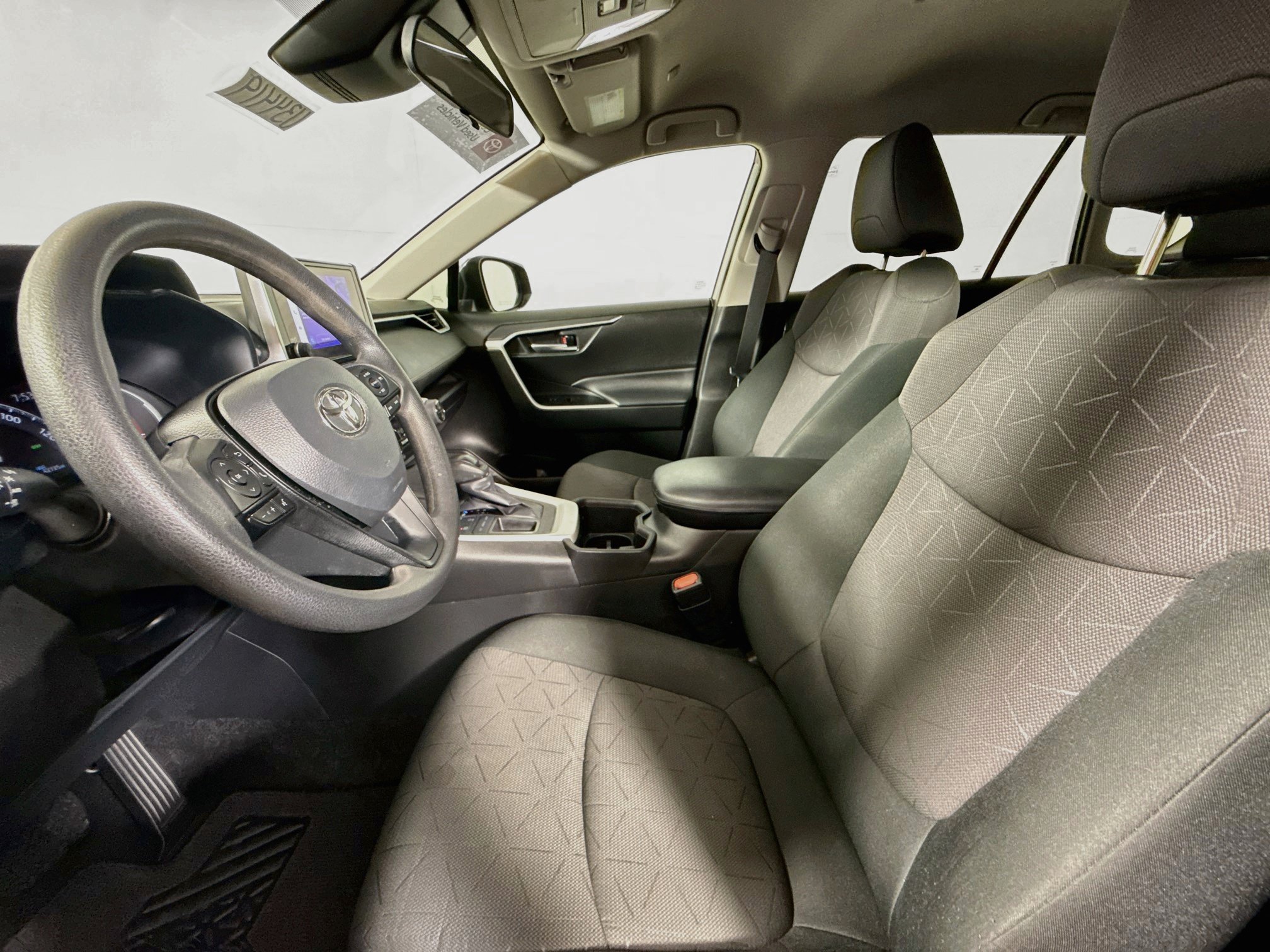 Certified 2024 Toyota RAV4 XLE FWD image 21