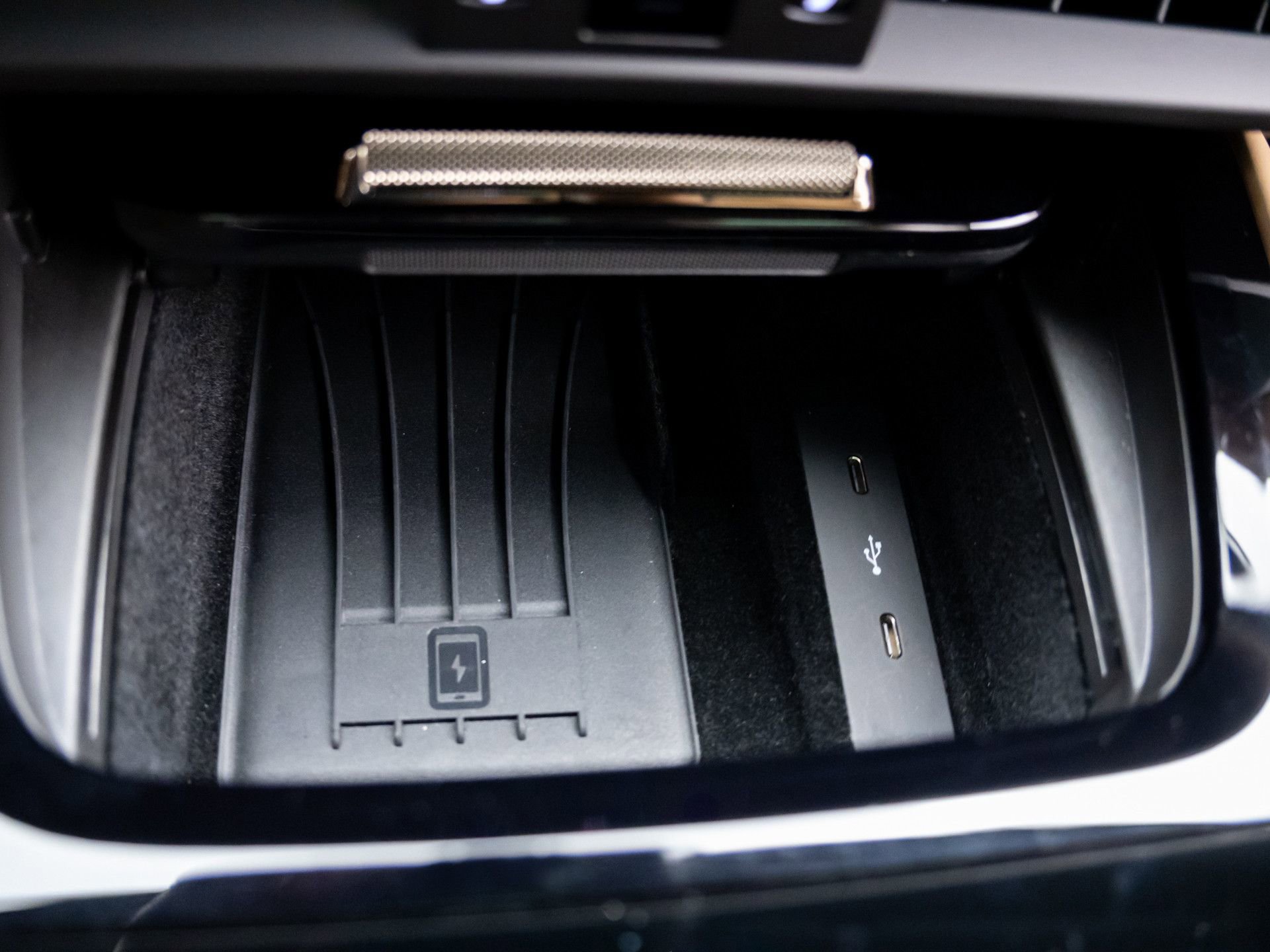 Certified 2025 Porsche Cayenne Turbo image 27
