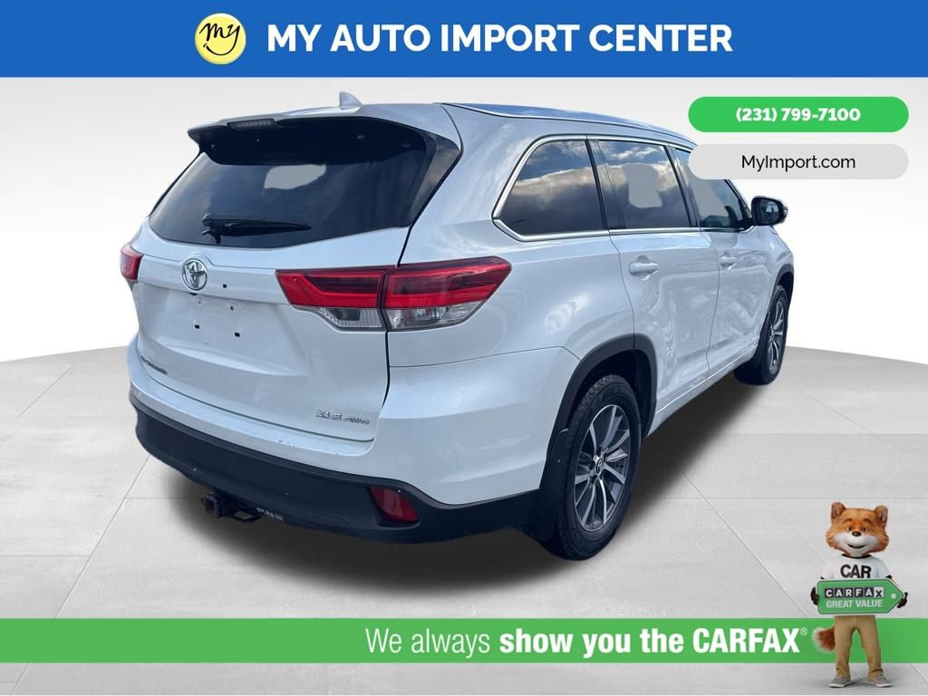 Used 2017 Toyota Highlander XLE image 7