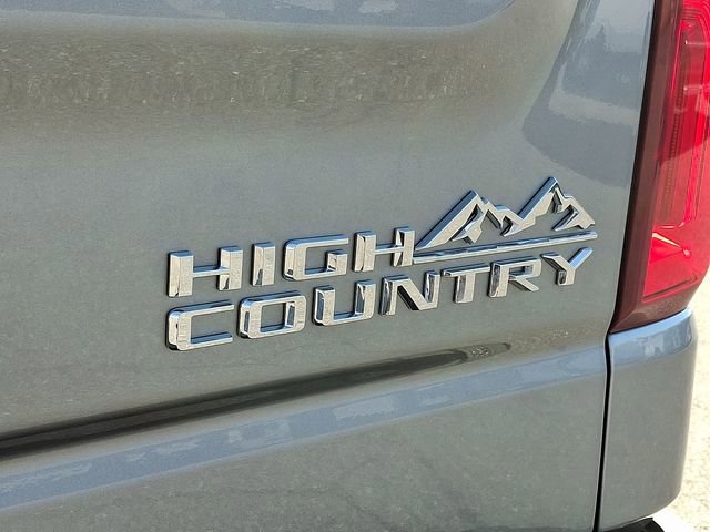 Used 2024 Chevrolet Silverado 1500 High Country w/ High Country Premium Package AWD/4WD image 29