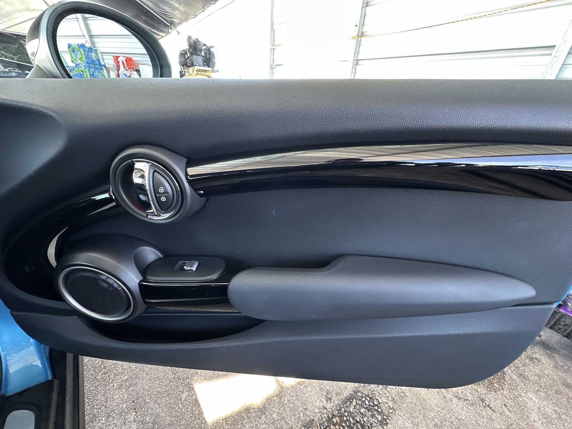 Used 2015 MINI Cooper S image 29