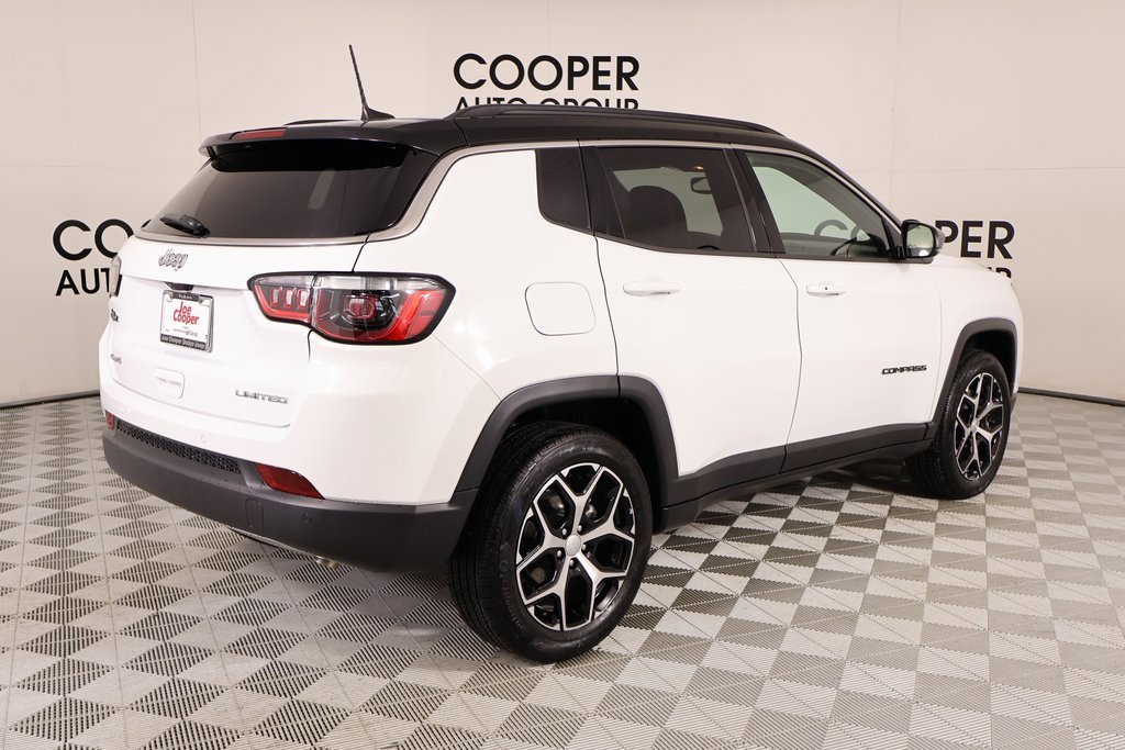 Used 2024 Jeep Compass Limited image 20