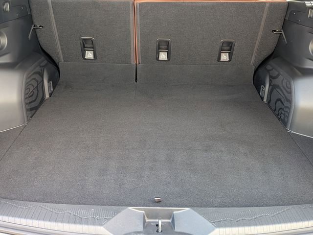 Certified 2025 Subaru Forester Touring AWD/4WD image 33