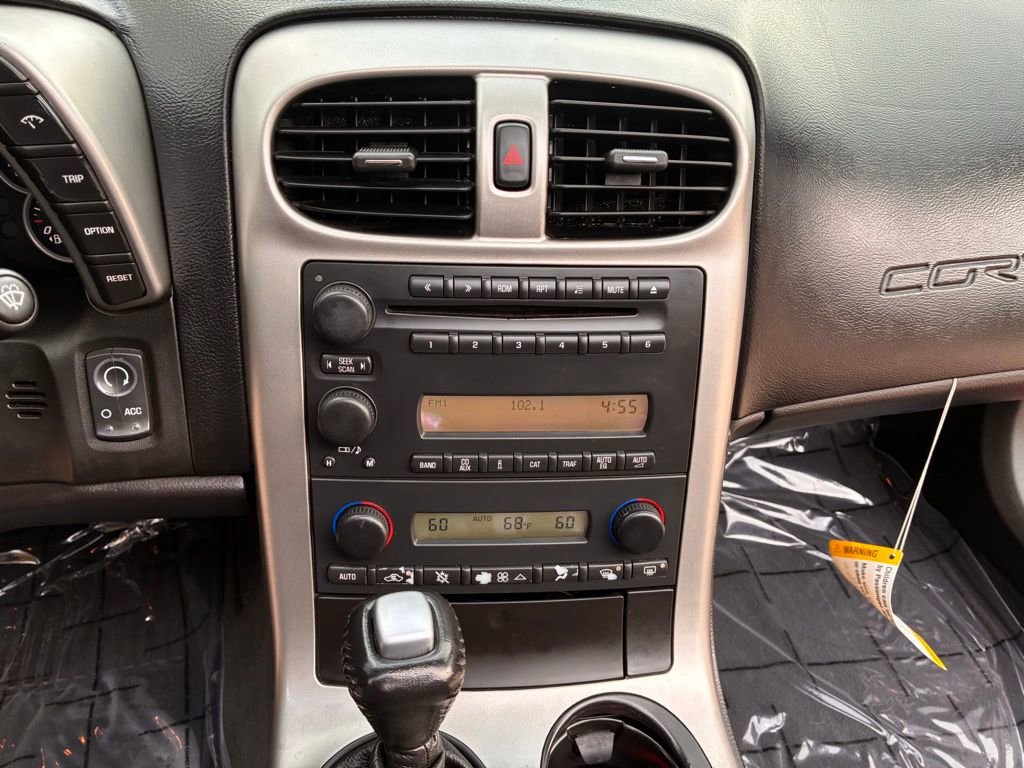 Used 2005 Chevrolet Corvette Coupe w/ Preferred Equipment Group image 15