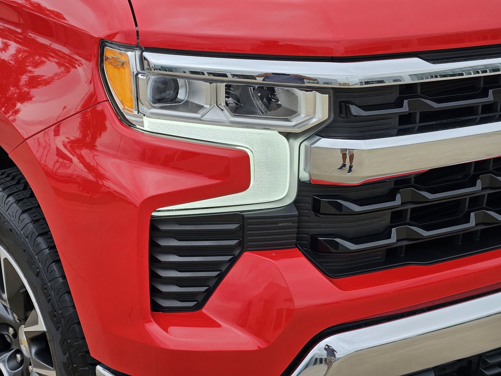 Certified 2024 Chevrolet Silverado 1500 LT AWD/4WD image 10