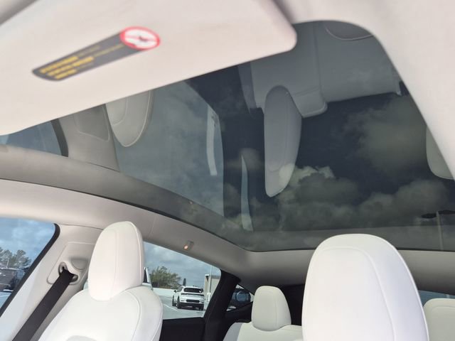 Used 2020 Tesla Model Y Performance image 18