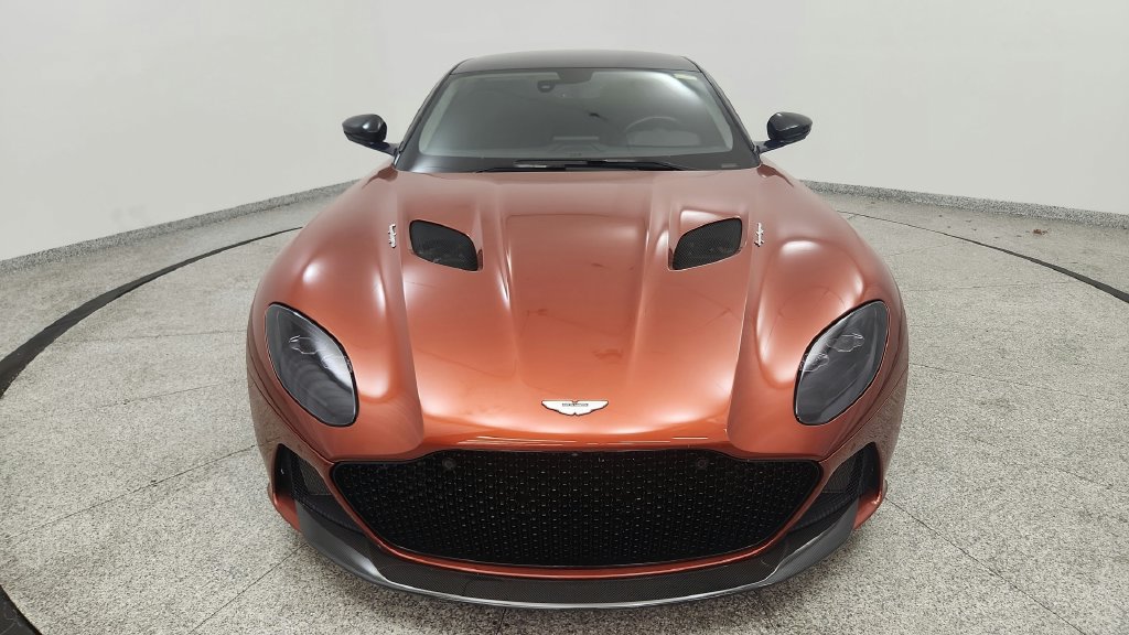 Used 2020 Aston Martin DBS Superleggera RWD image 11