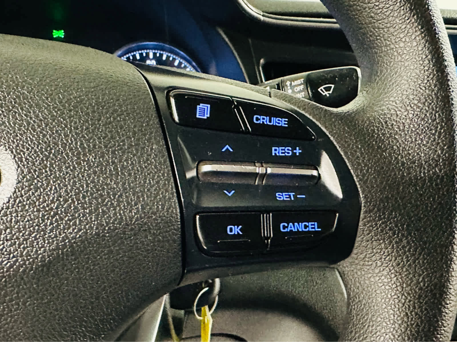 Used 2019 Hyundai Elantra SEL w/ Cargo Package FWD image 17