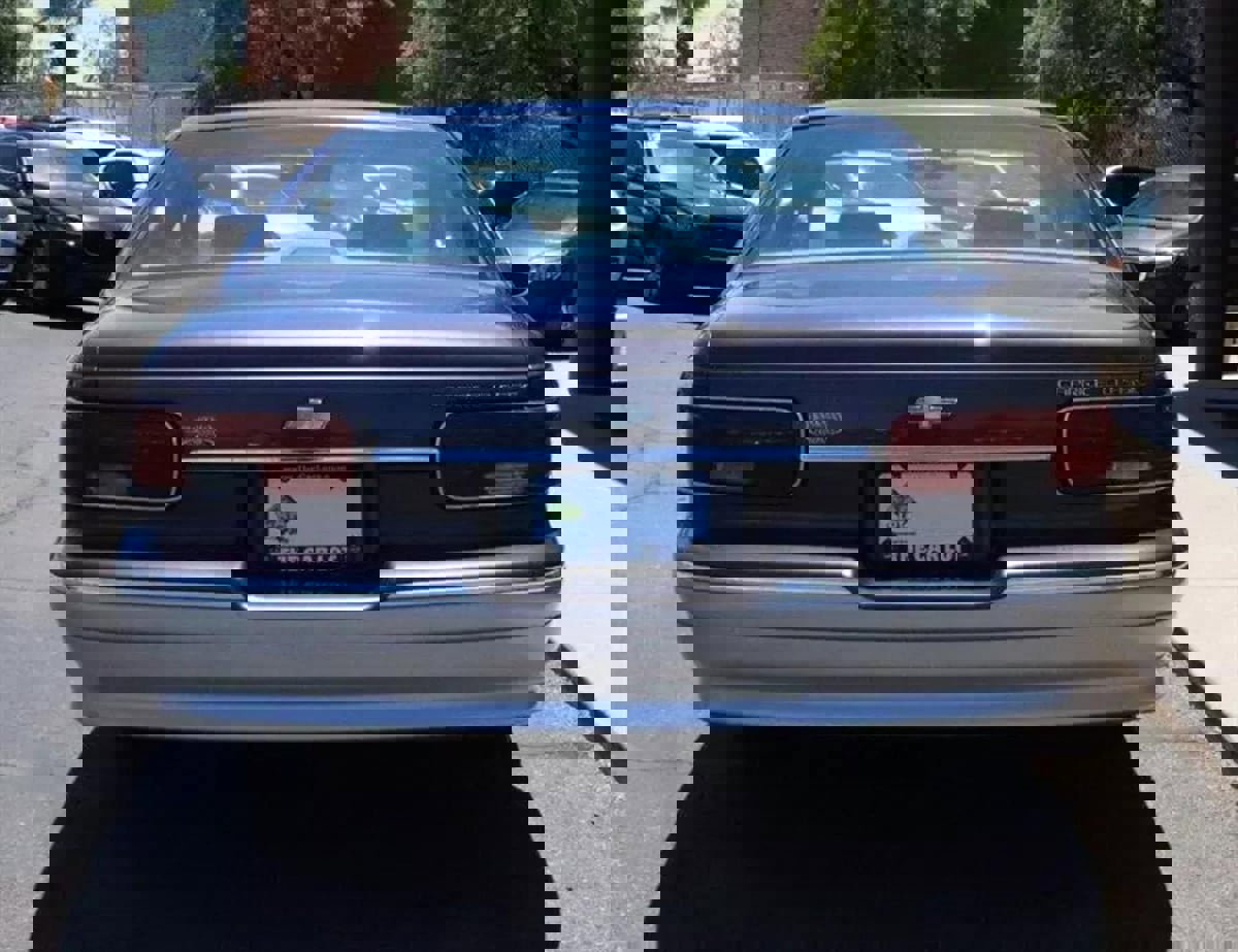 Used 1993 Chevrolet Caprice Classic image 12