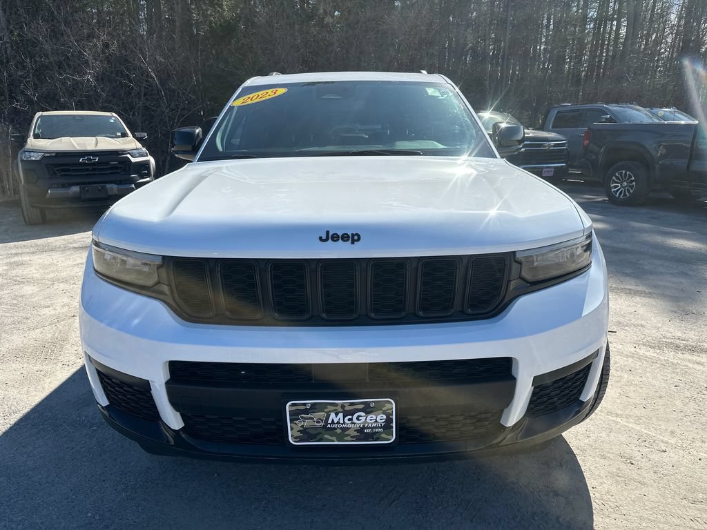 Used 2023 Jeep Grand Cherokee L Laredo AWD/4WD image 8