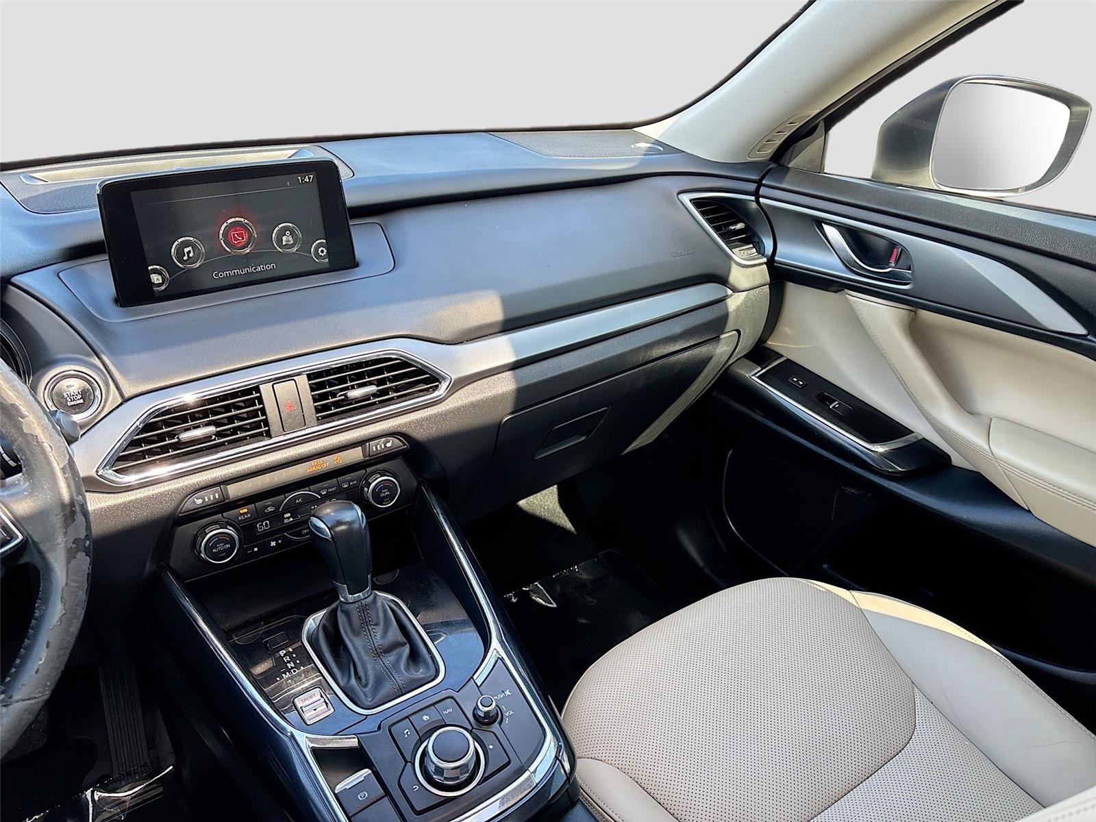 Used 2018 MAZDA CX-9 Touring w/ Touring Premium Package FWD image 24