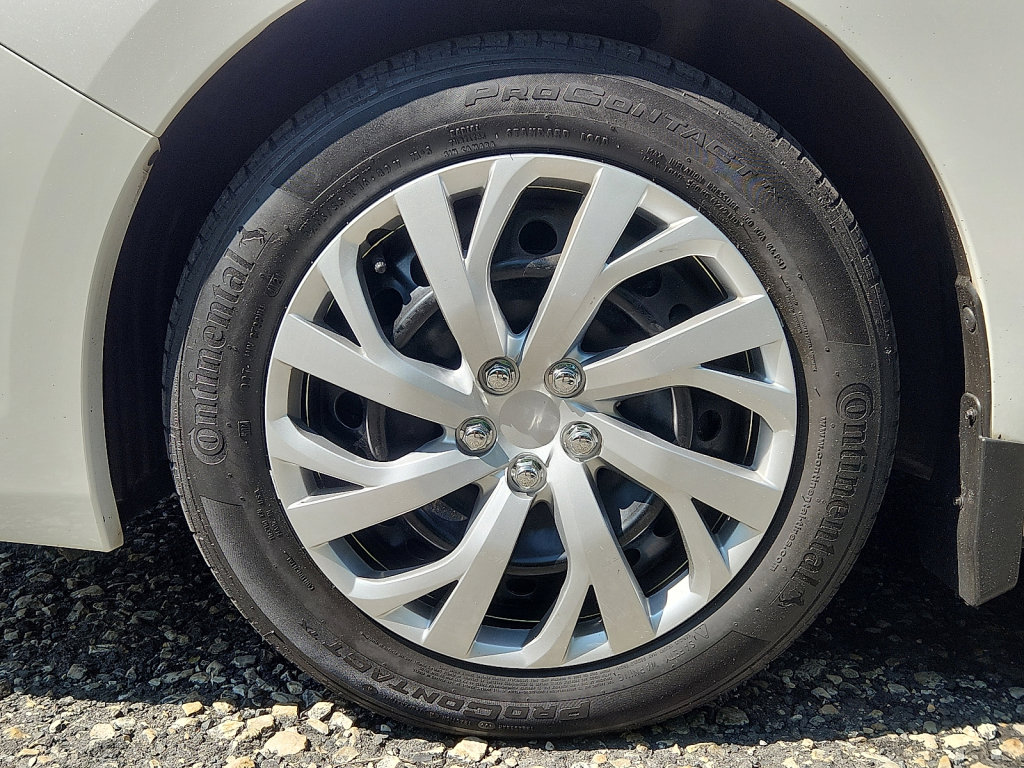 Used 2022 Subaru Impreza 2.0i image 9