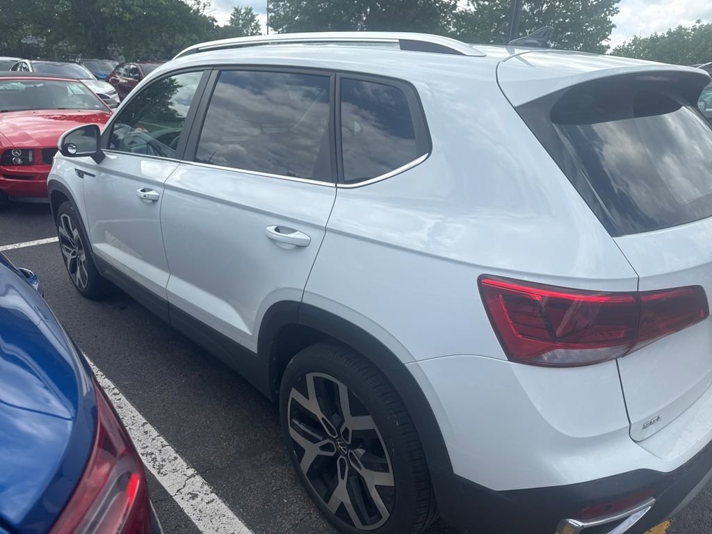 Used 2022 Volkswagen Taos SEL AWD/4WD image 9