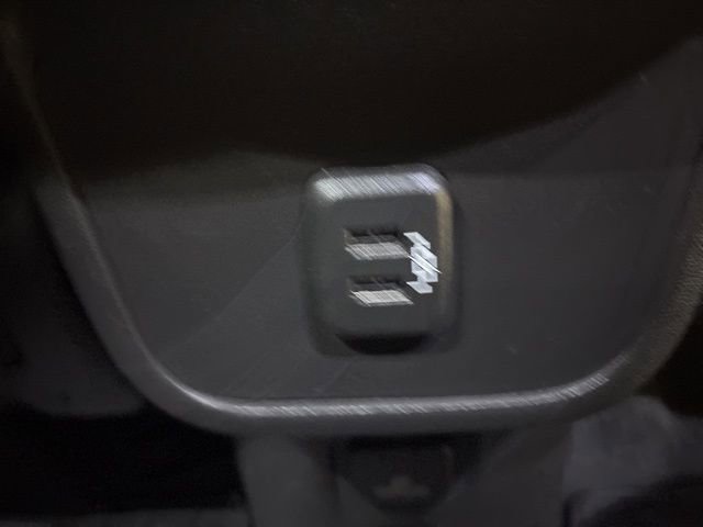 Used 2019 GMC Terrain SLE w/ Driver Convenience Package image 11