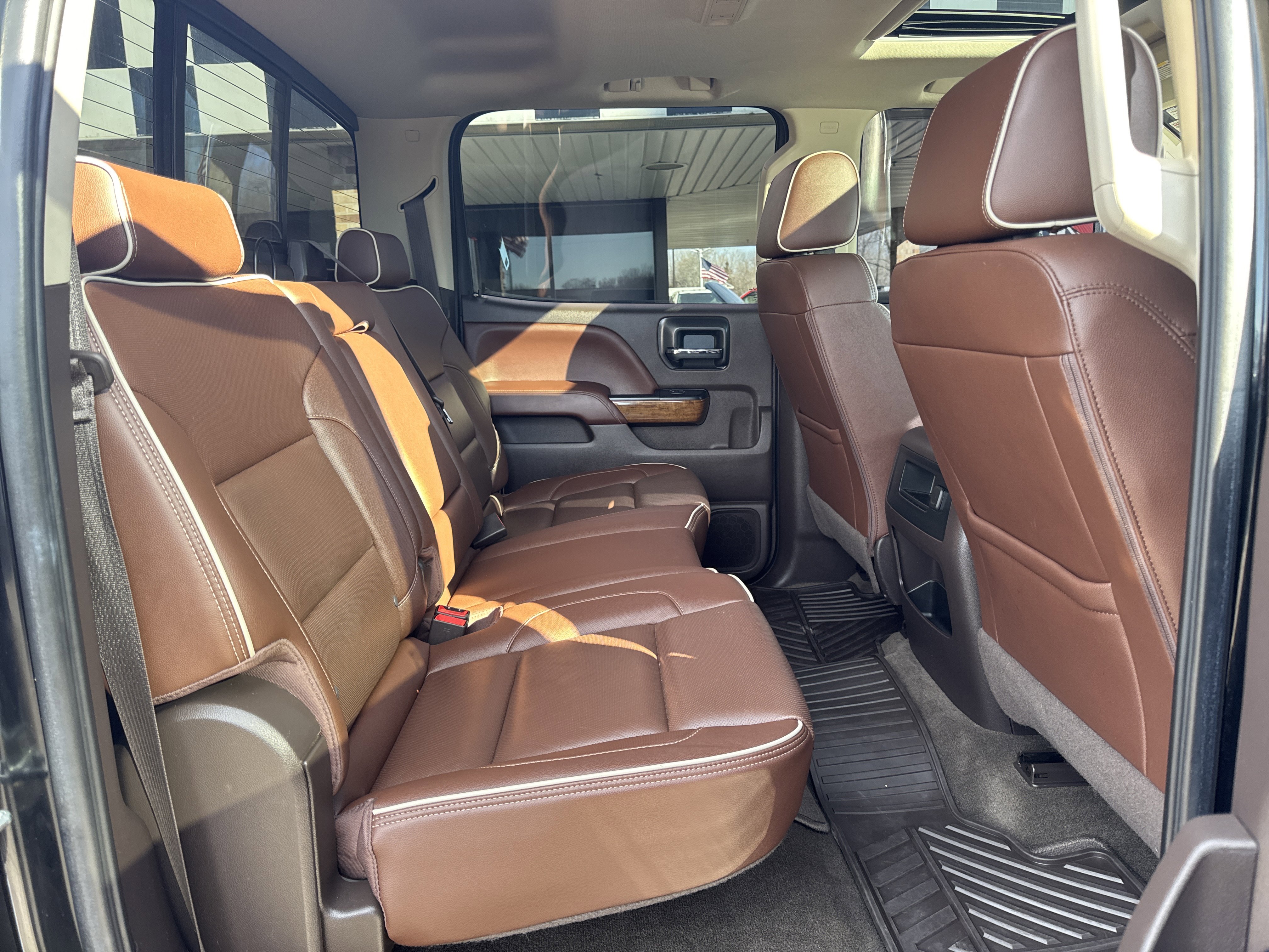 Used 2018 Chevrolet Silverado 2500 High Country w/ Duramax Plus Package image 29