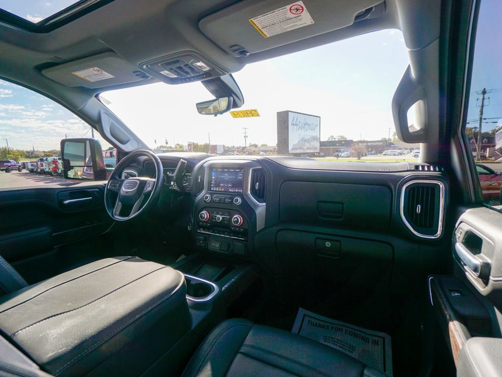 Used 2023 GMC Sierra 3500 Denali w/ Denali Ultimate Package image 33