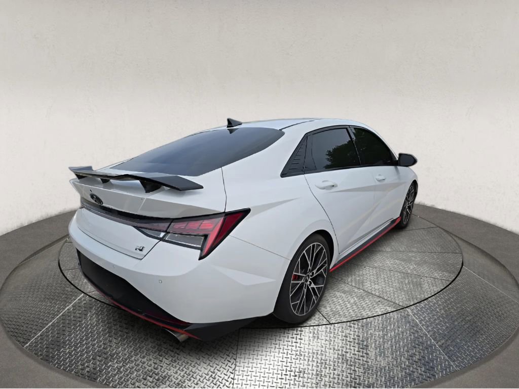 Used 2022 Hyundai Elantra N FWD image 2