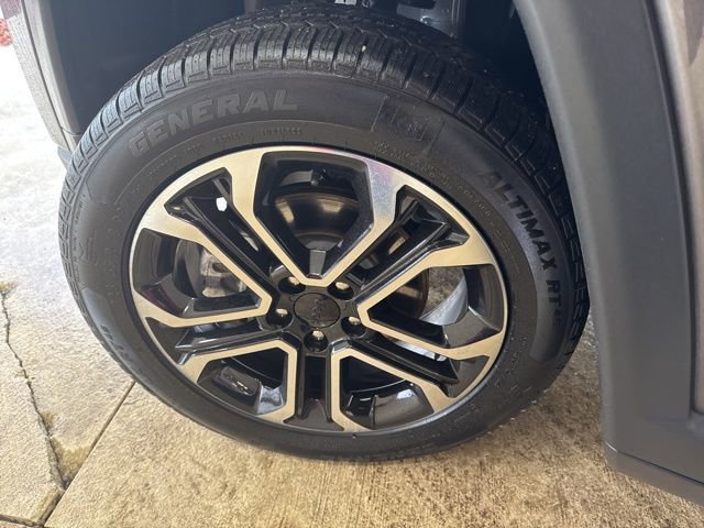 Used 2022 Jeep Compass Limited image 39