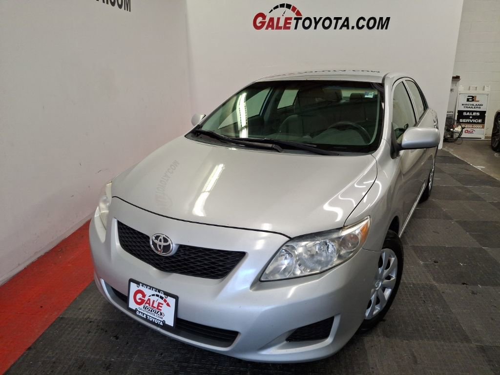 Used 2010 Toyota Corolla LE image 3