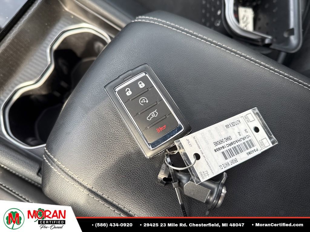 Used 2024 Jeep Grand Cherokee Altitude AWD/4WD image 29