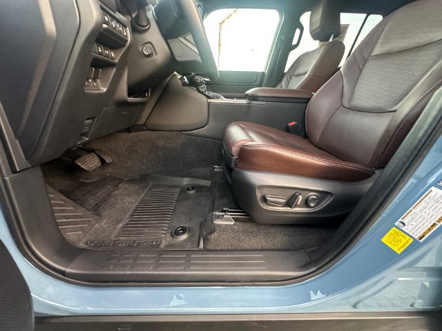 Used 2025 Toyota Land Cruiser w/ Premium Package AWD/4WD image 33