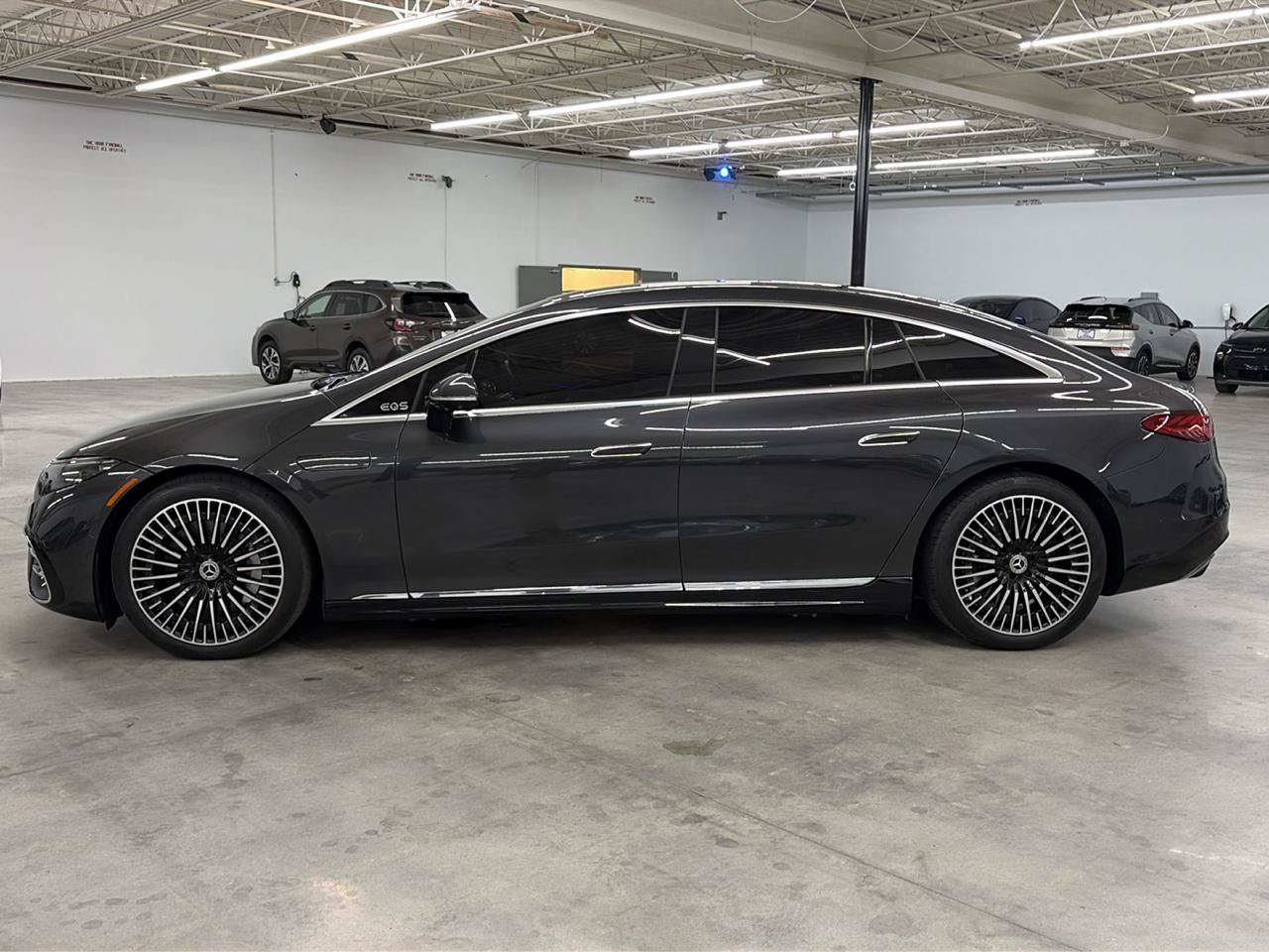 Used 2023 Mercedes-Benz EQS 580 4MATIC Sedan image 12