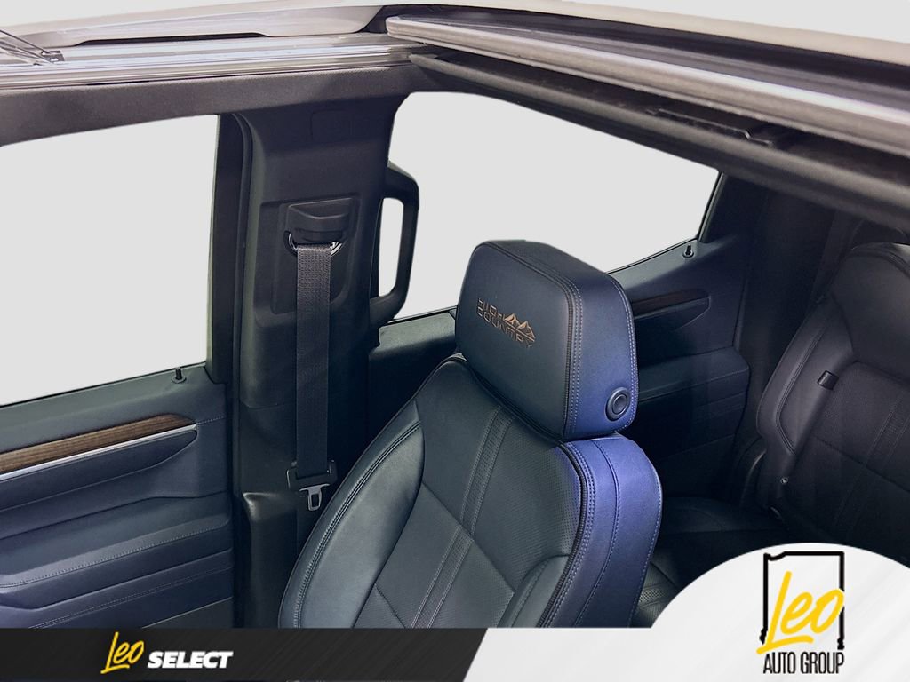 Certified 2022 Chevrolet Silverado 1500 High Country w/ High Country Premium Package image 23