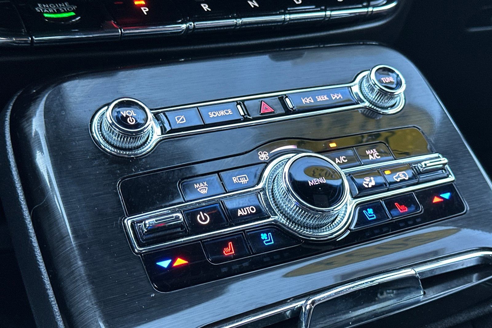 Used 2023 Lincoln Nautilus Reserve w/ Luxury Package image 20