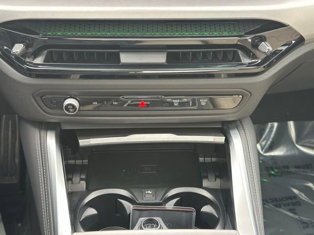 Used 2025 BMW M240i Coupe image 20