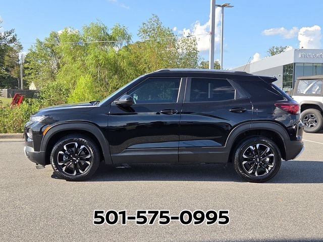 Used 2023 Chevrolet TrailBlazer LT FWD image 2