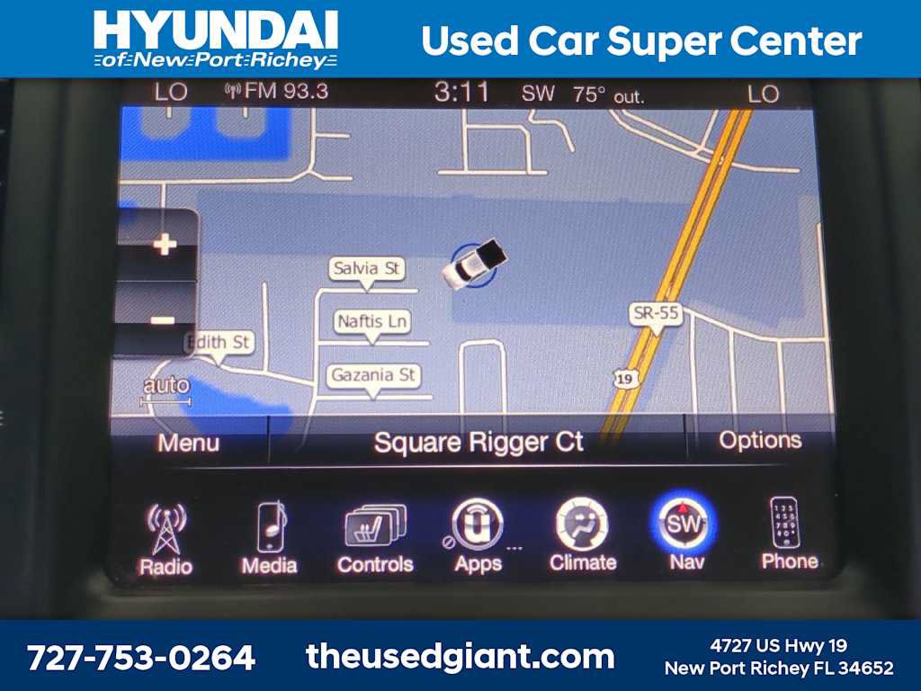 Used 2016 Chrysler 300 C RWD image 22