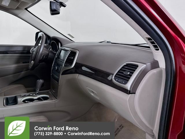 Used 2012 Jeep Grand Cherokee Laredo image 29