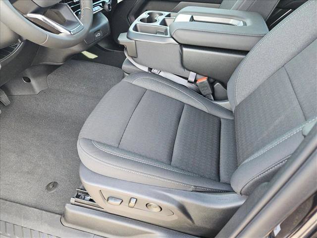 New 2026 Chevrolet Tahoe LS image 4