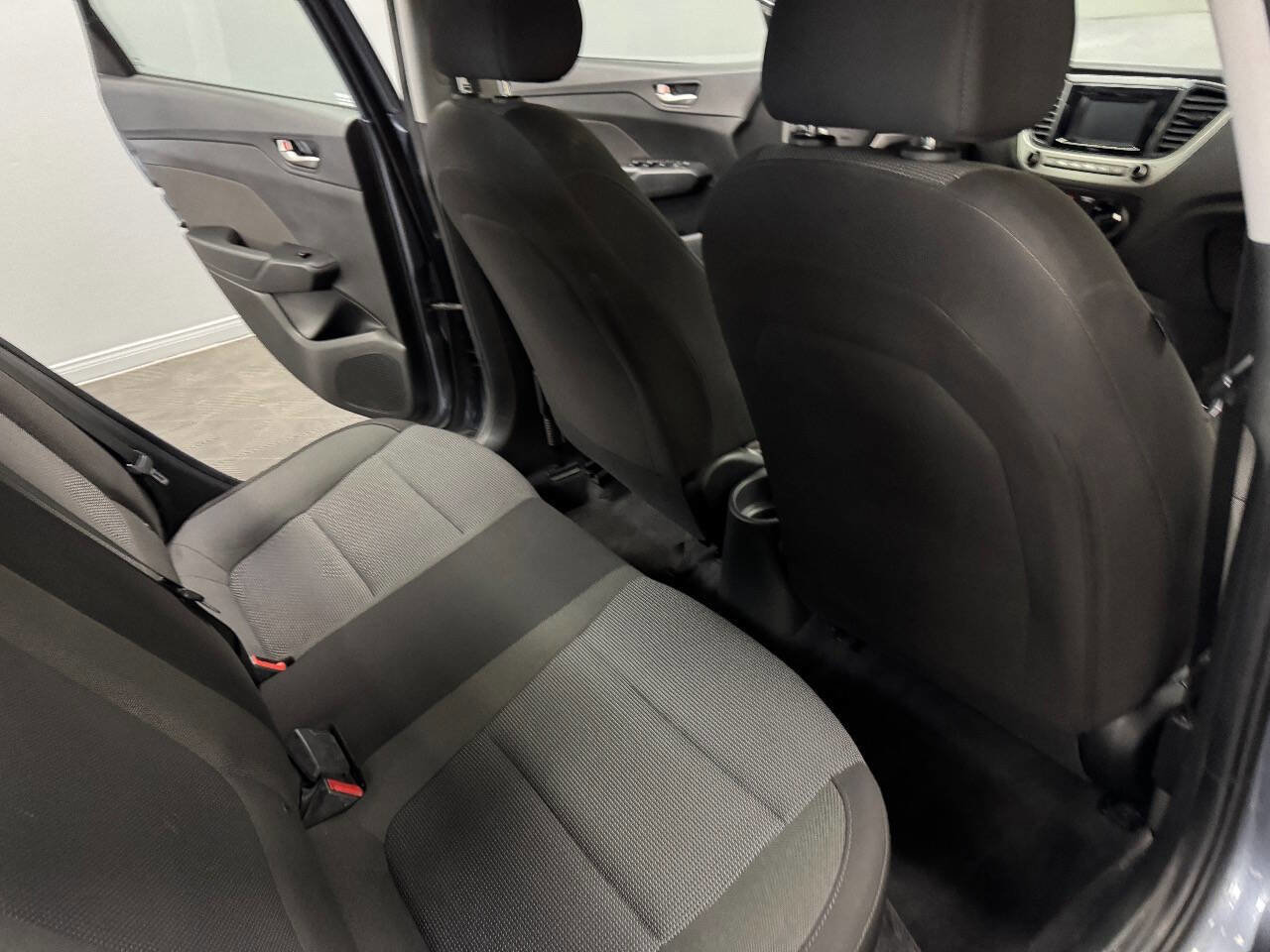 Used 2020 Hyundai Accent SE image 46