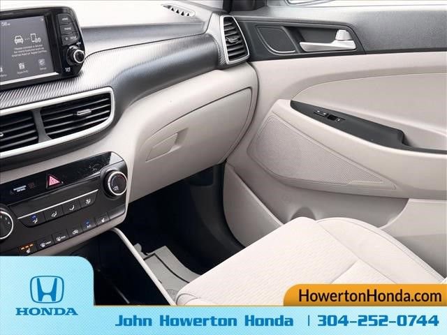 Used 2021 Hyundai Tucson Value w/ Cargo Package image 16