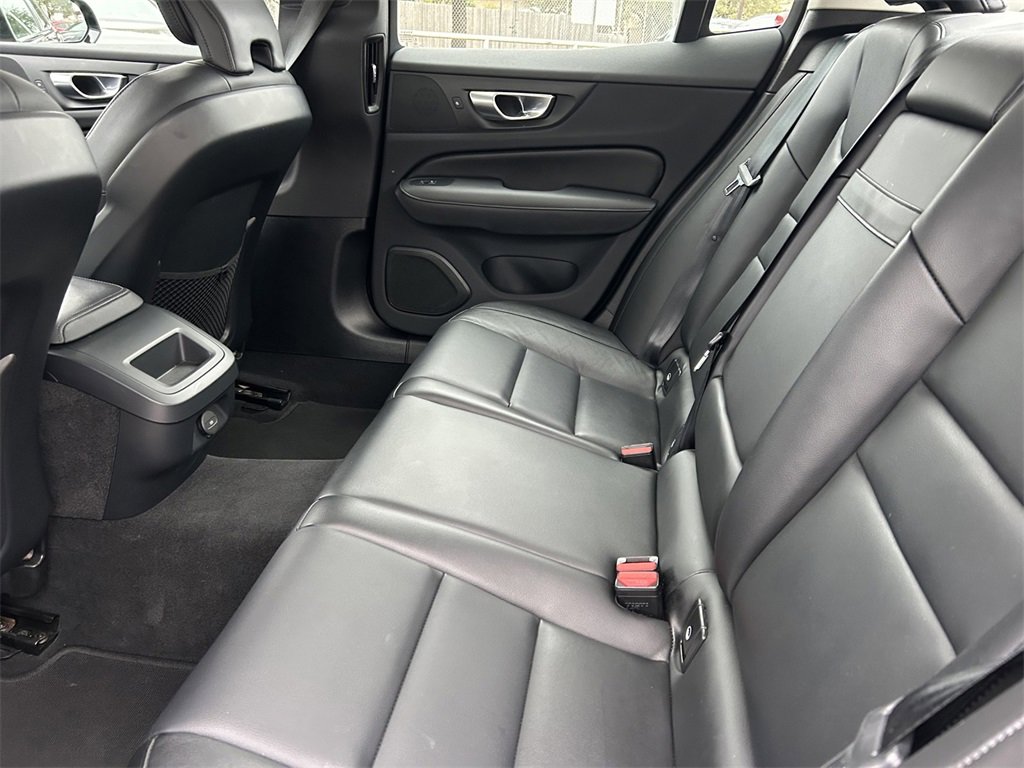 Used 2024 Volvo S60 B5 Core image 16