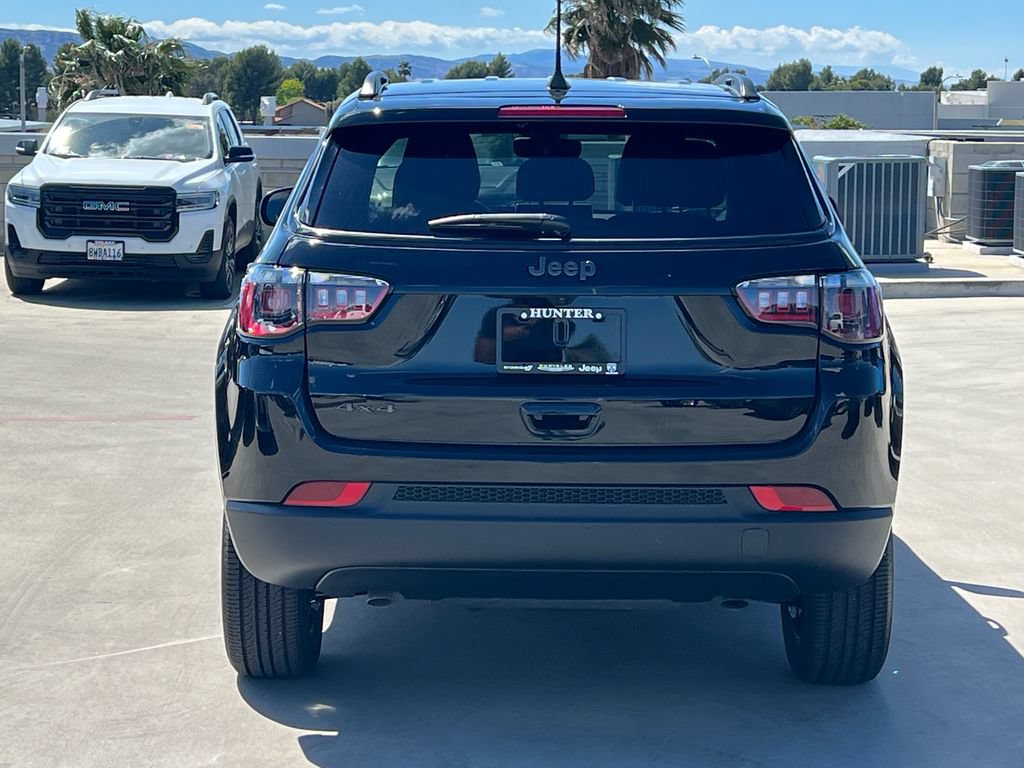New 2026 Jeep Compass Latitude AWD/4WD image 6