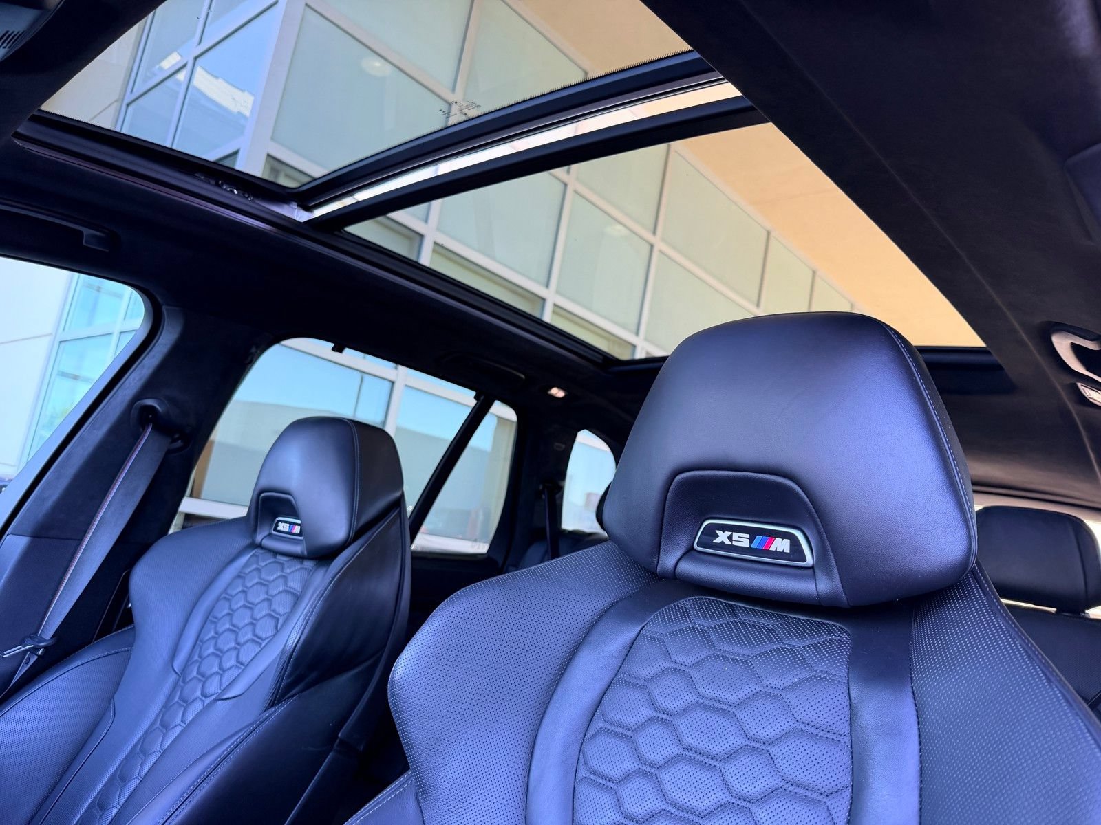 Used 2020 BMW X5 M Competition w/ Executive Package AWD/4WD image 20