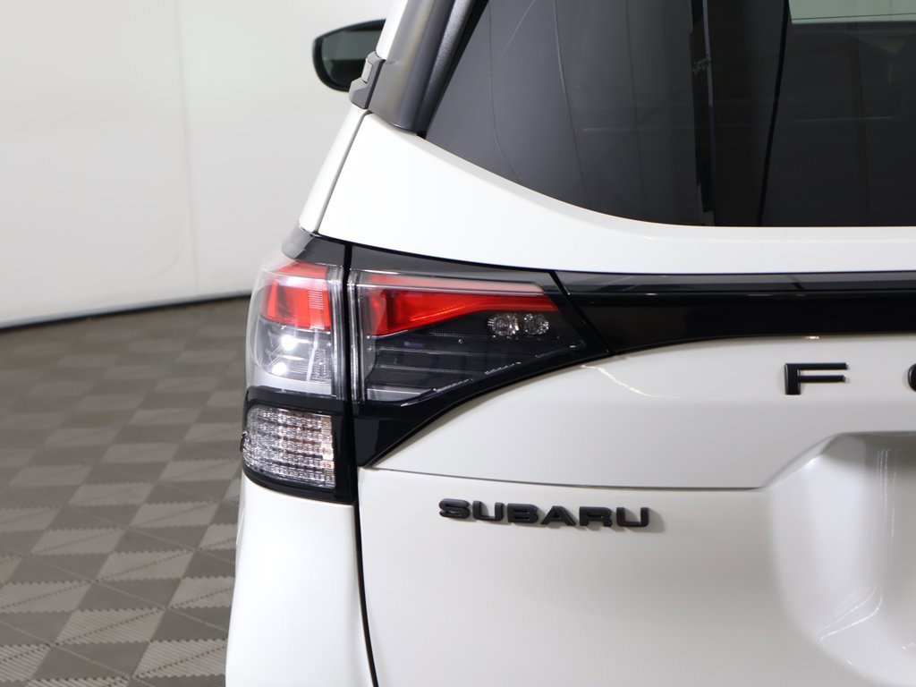 Used 2025 Subaru Forester Premium image 15