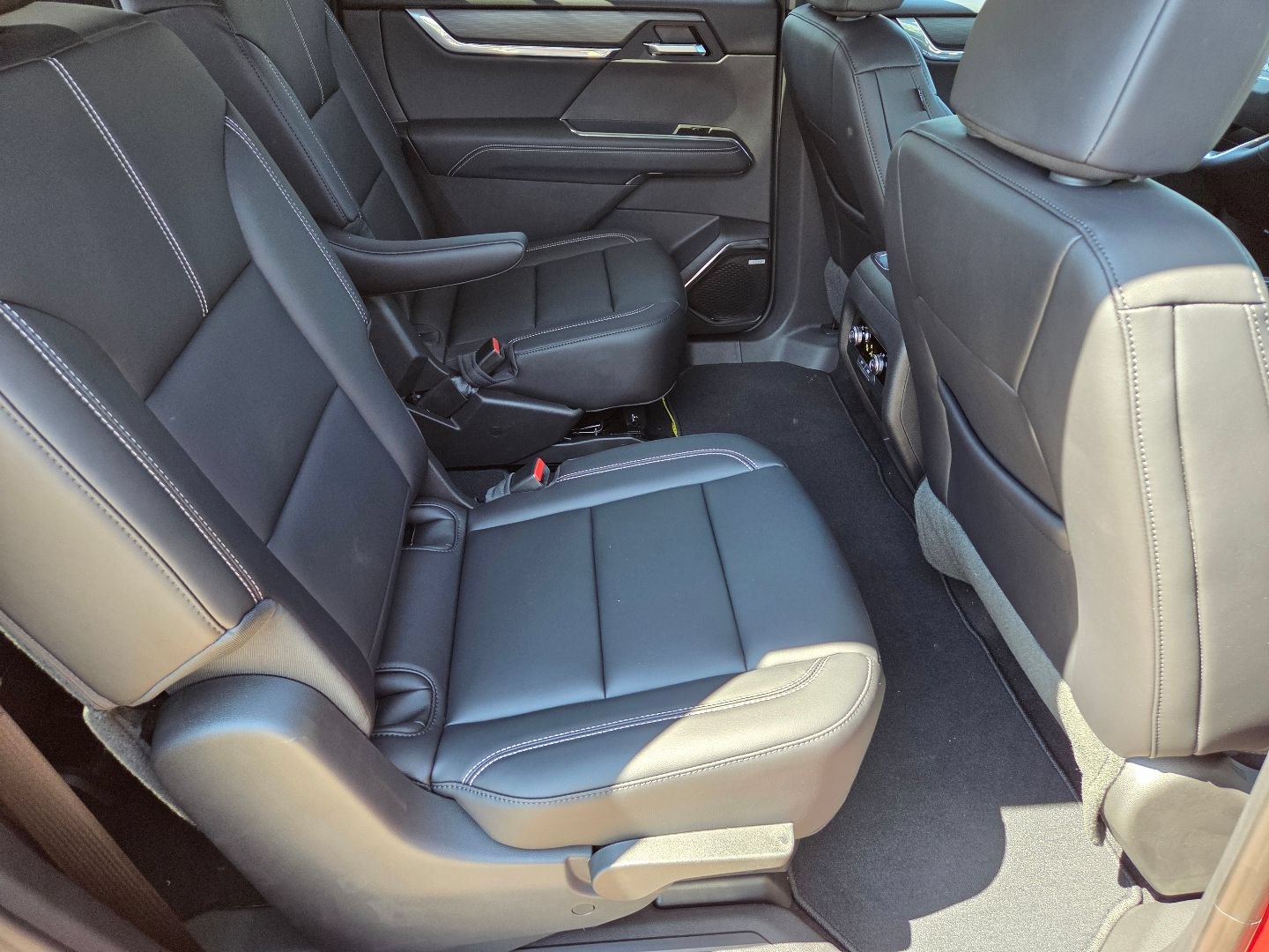 New 2026 GMC Acadia Elevation w/ Black Edition FWD image 22