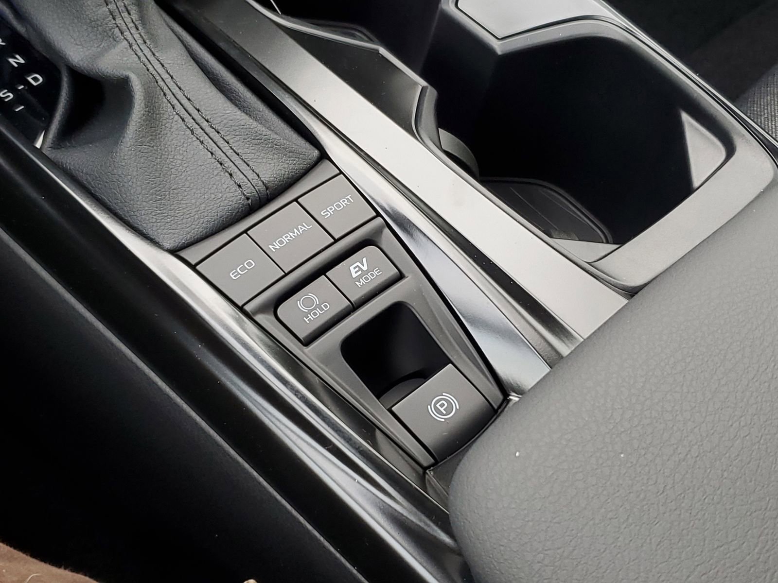 Used 2026 Toyota Camry LE image 32