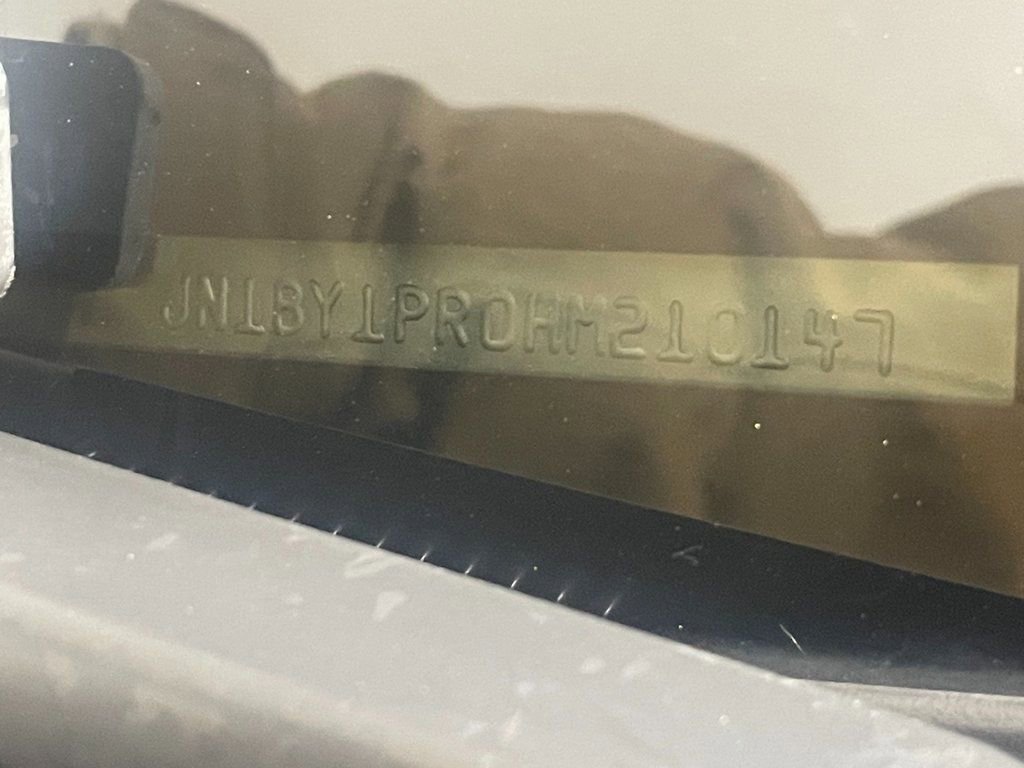 Used 2017 INFINITI Q70 L 3.7 image 27