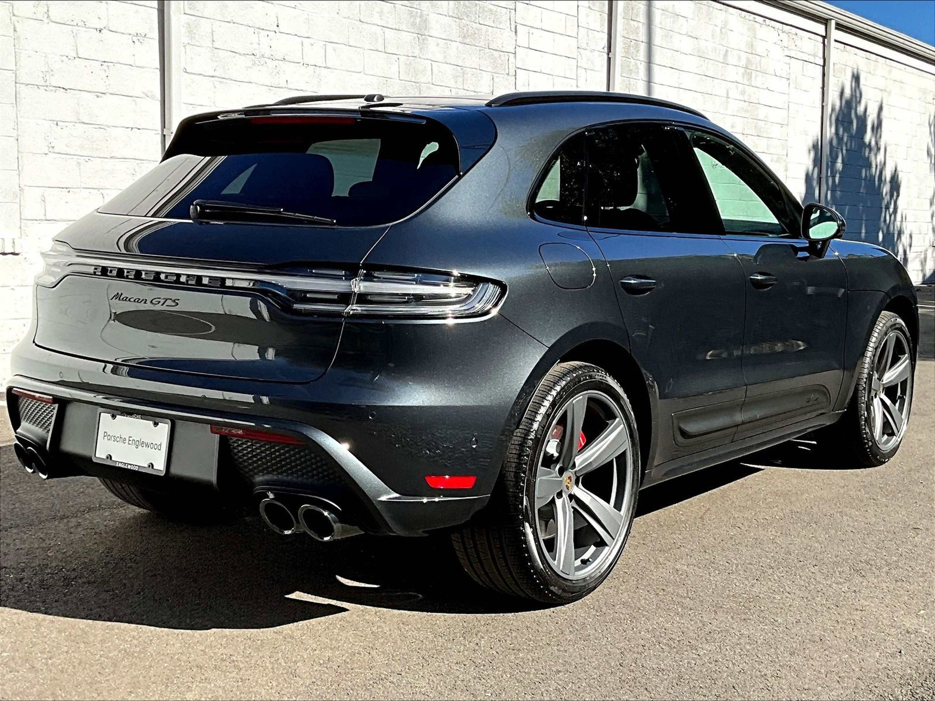 New 2026 Porsche Macan GTS image 24