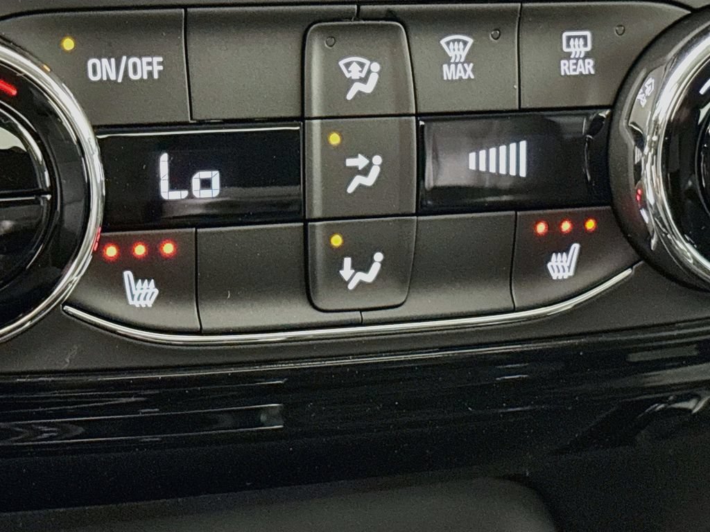 New 2026 Chevrolet Trax LT w/ Driver Confidence Package FWD image 19