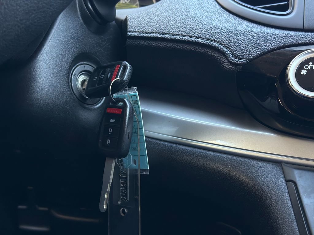 Used 2015 Honda CR-V LX image 26