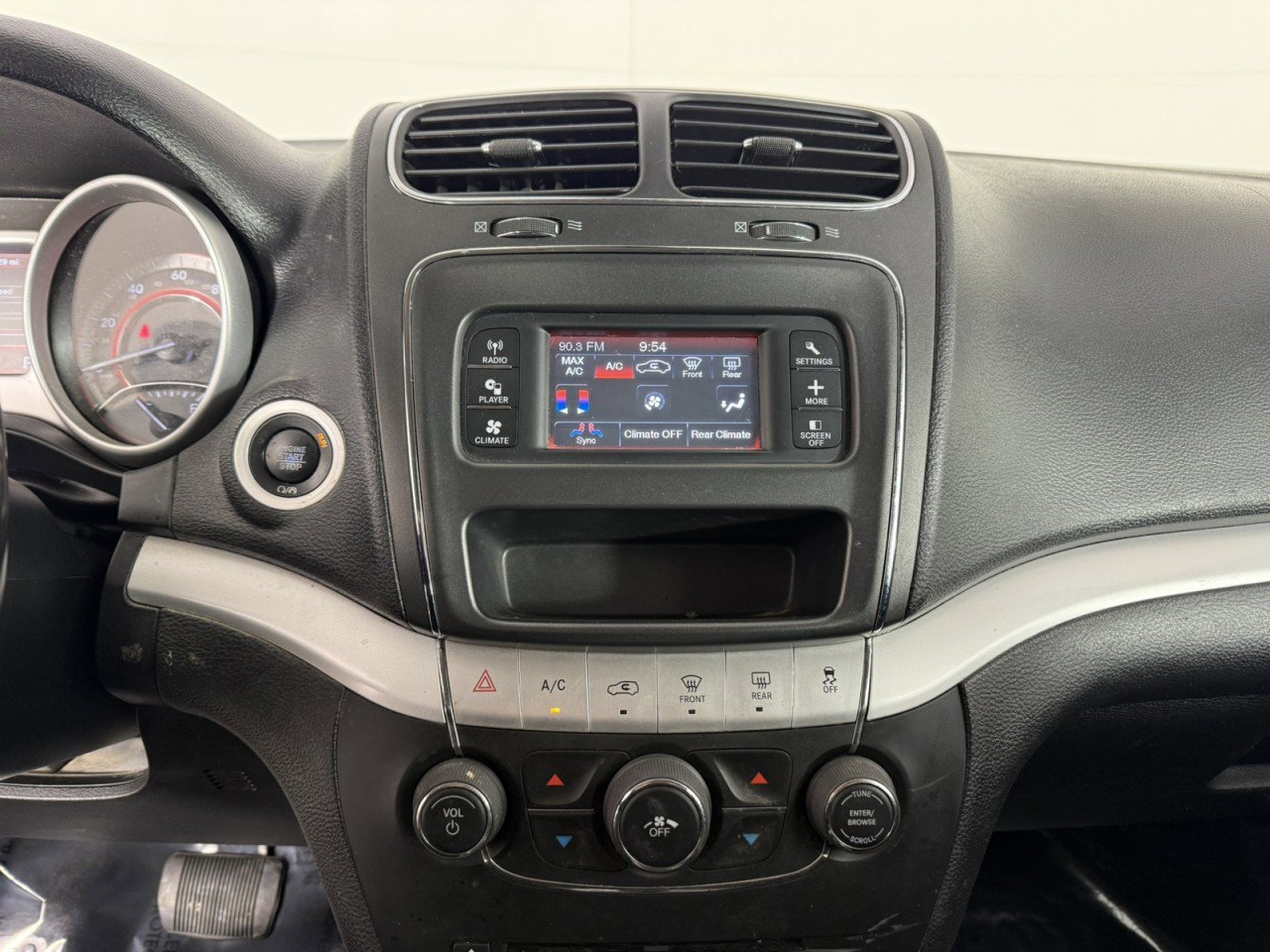 Used 2019 Dodge Journey SE w/ Connectivity Group image 21