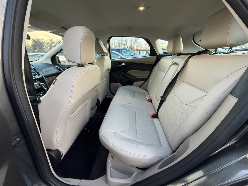 Used 2017 Ford Focus Electric Hatchback image 21