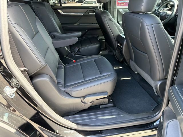 Used 2024 GMC Acadia Elevation w/ Luxury Package image 15